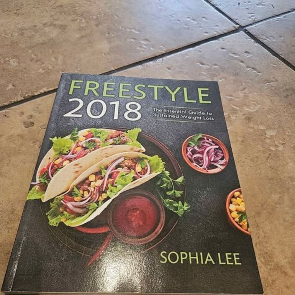 Freestyle 2018: The Essential Guide to Sustained Weight Loss Sophia Lee book